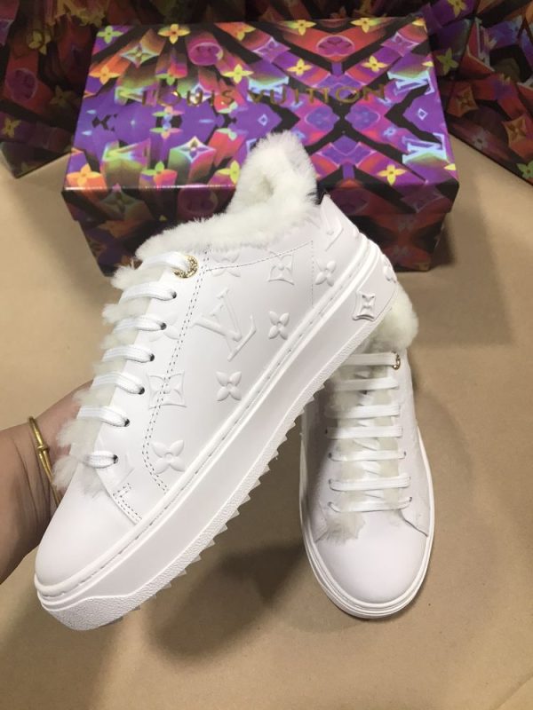 New Fashion LV Women Shoes L452