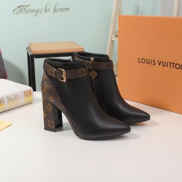New Fashion LV Women Shoes 291 PA