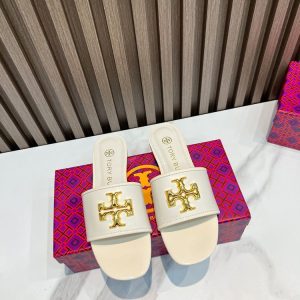 New Fashion LV Women Shoes 279 PA