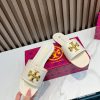 New Fashion LV Women Shoes 279 PA