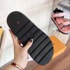 New Fashion LV Women Shoes L047