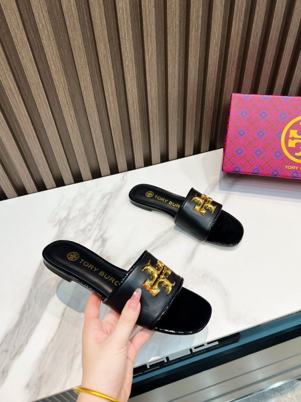 New Fashion LV Women Shoes 278 PA