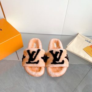 New Fashion LV Women Shoes 337 PA