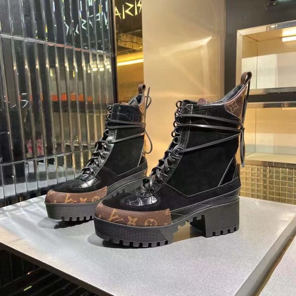 New Fashion LV Women Shoes L402