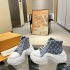 New Fashion LV Women Shoes 370 PA
