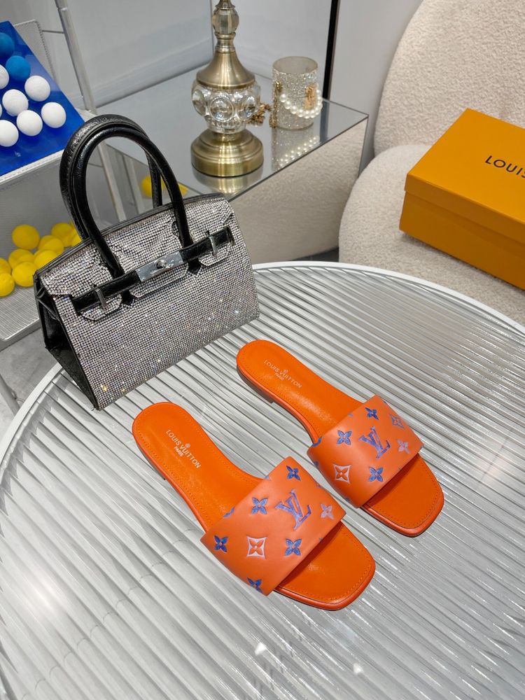 New Fashion LV Women Shoes L249