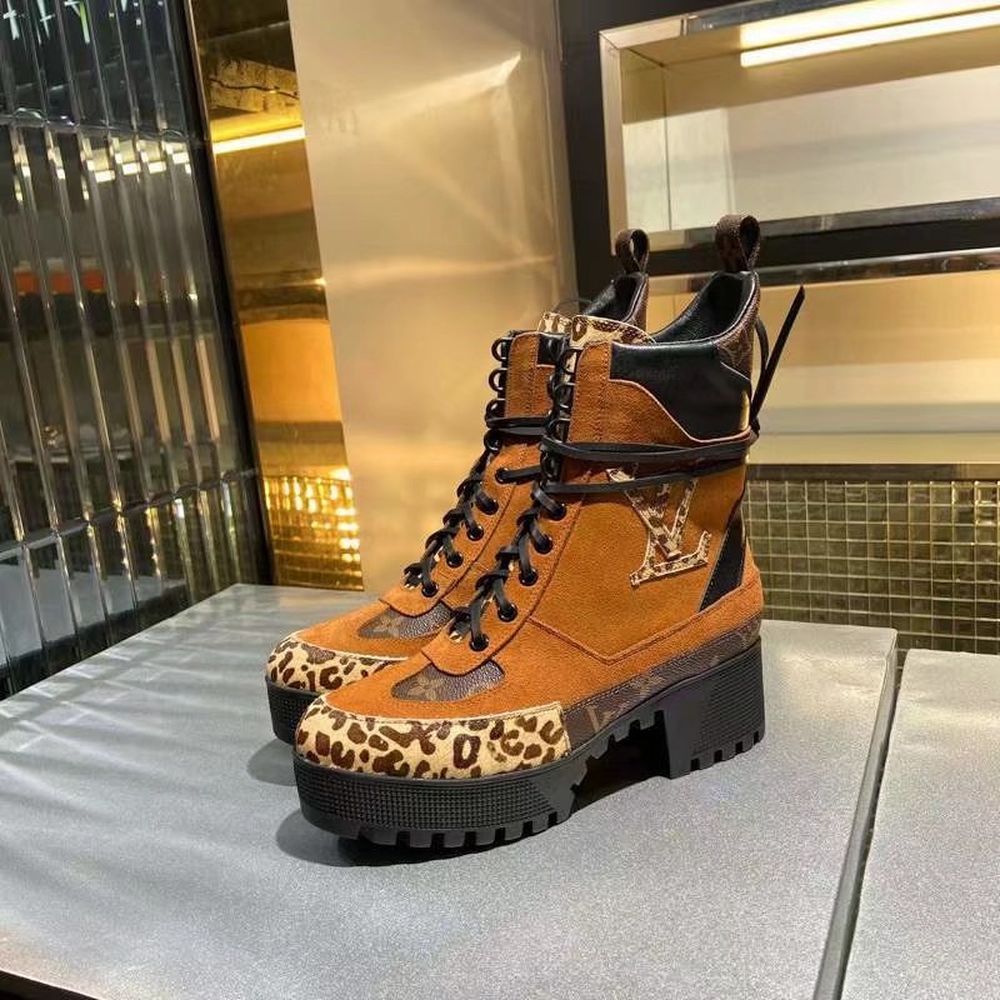 New Fashion LV Women Shoes L403
