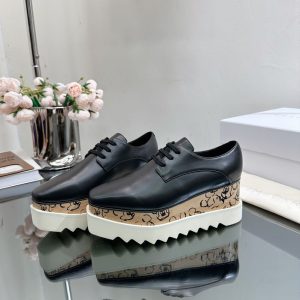 New Fashion LV Women Shoes 255 PA
