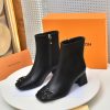 New Fashion LV Women Shoes 358 PA