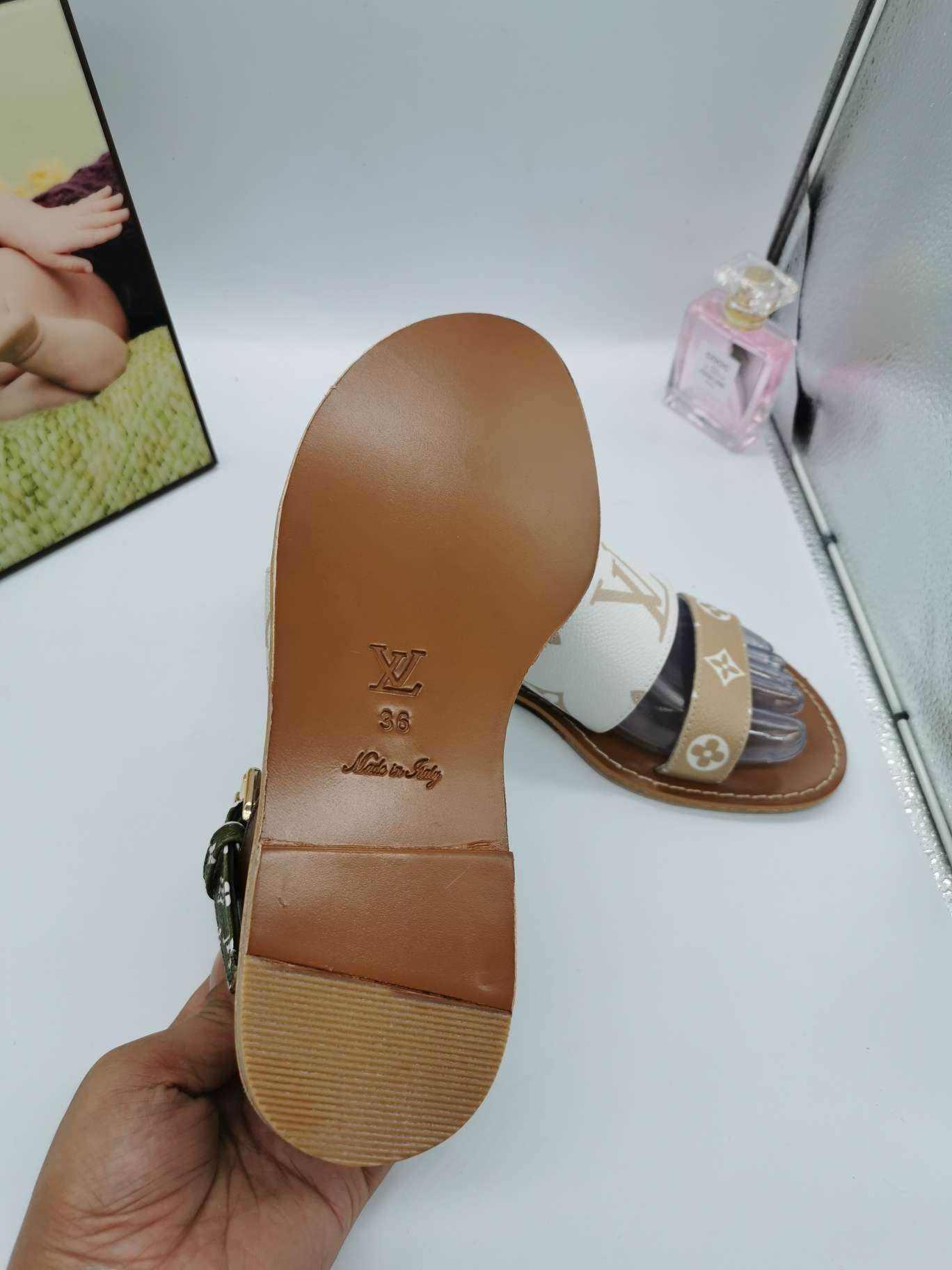 New Fashion LV Women Shoes L055 New Fashion LV Women Shoes L055