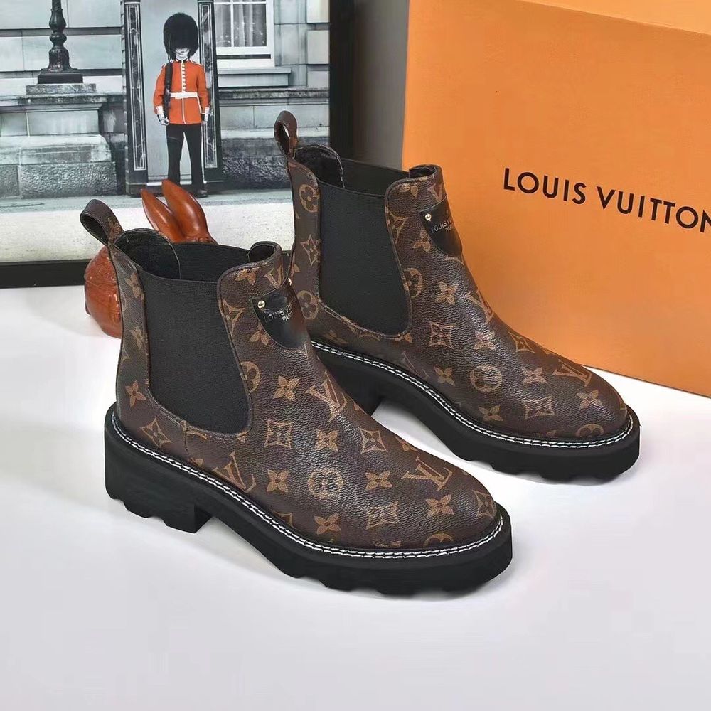 New Fashion LV Women Shoes L385