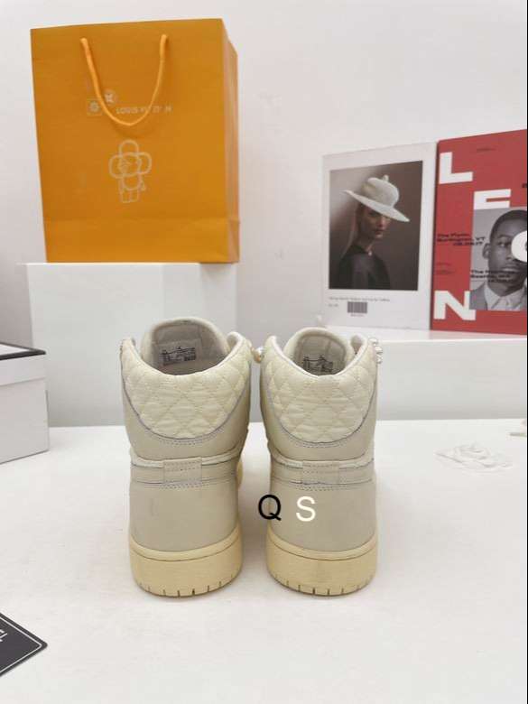 New Fashion Women CN Shoes 068 PA