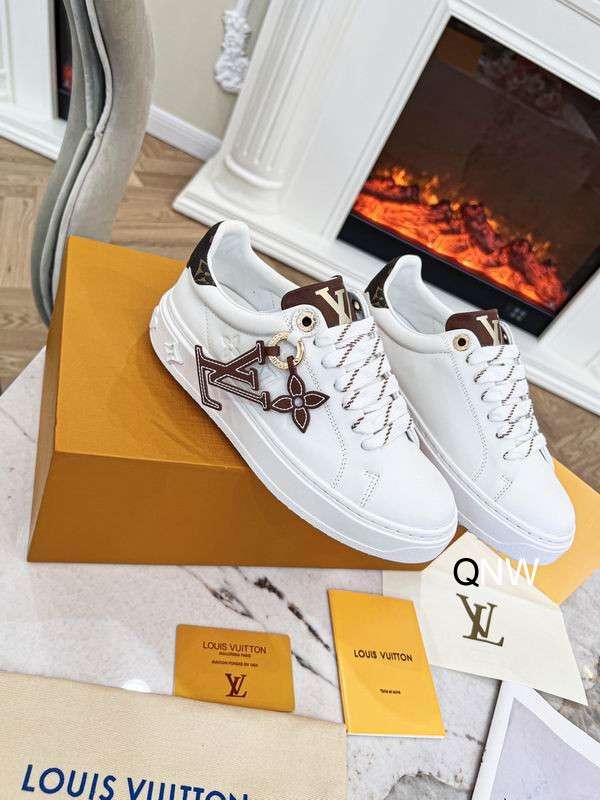 New Fashion LV Women Shoes L135