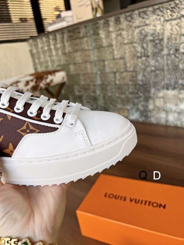 New Fashion LV Women Shoes L138-1