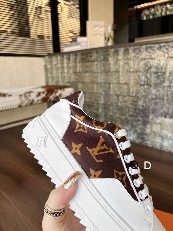New Fashion LV Women Shoes L138-1