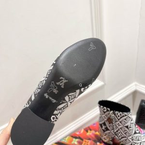 New Fashion Women LV Shoes 132 PA
