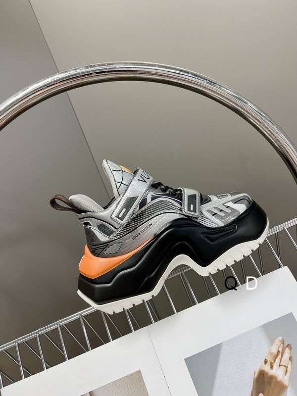 New Fashion LV Women Shoes L136