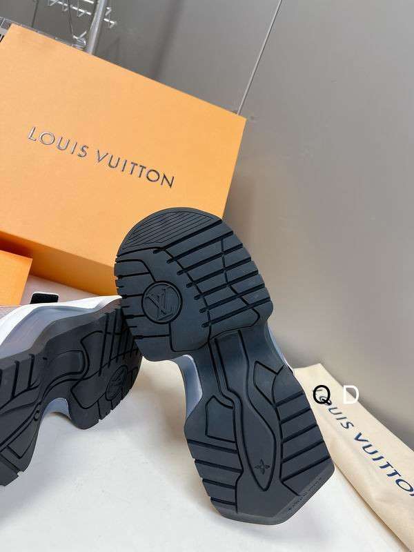 New Fashion LV Women Shoes L137