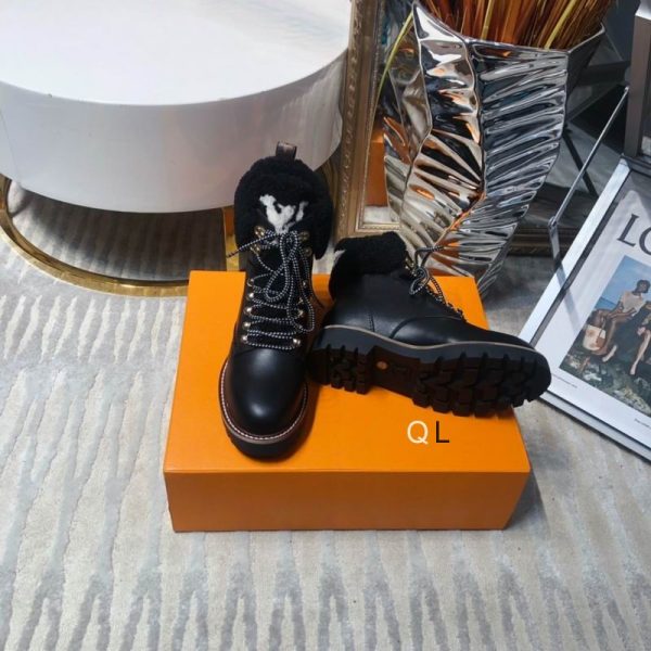 New Fashion Women LV Shoes 081 PA