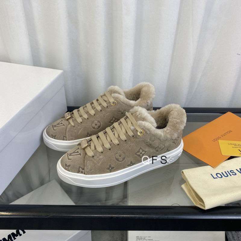 New Fashion LV Women Shoes L145