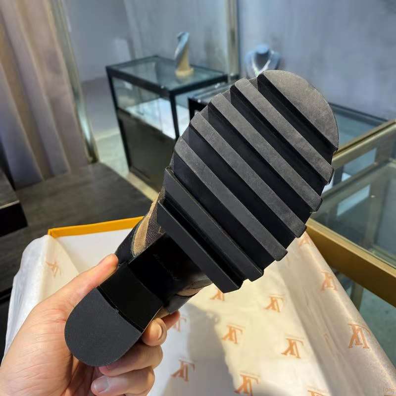 New Fashion LV Women Shoes L041 New Fashion LV Women Shoes L041