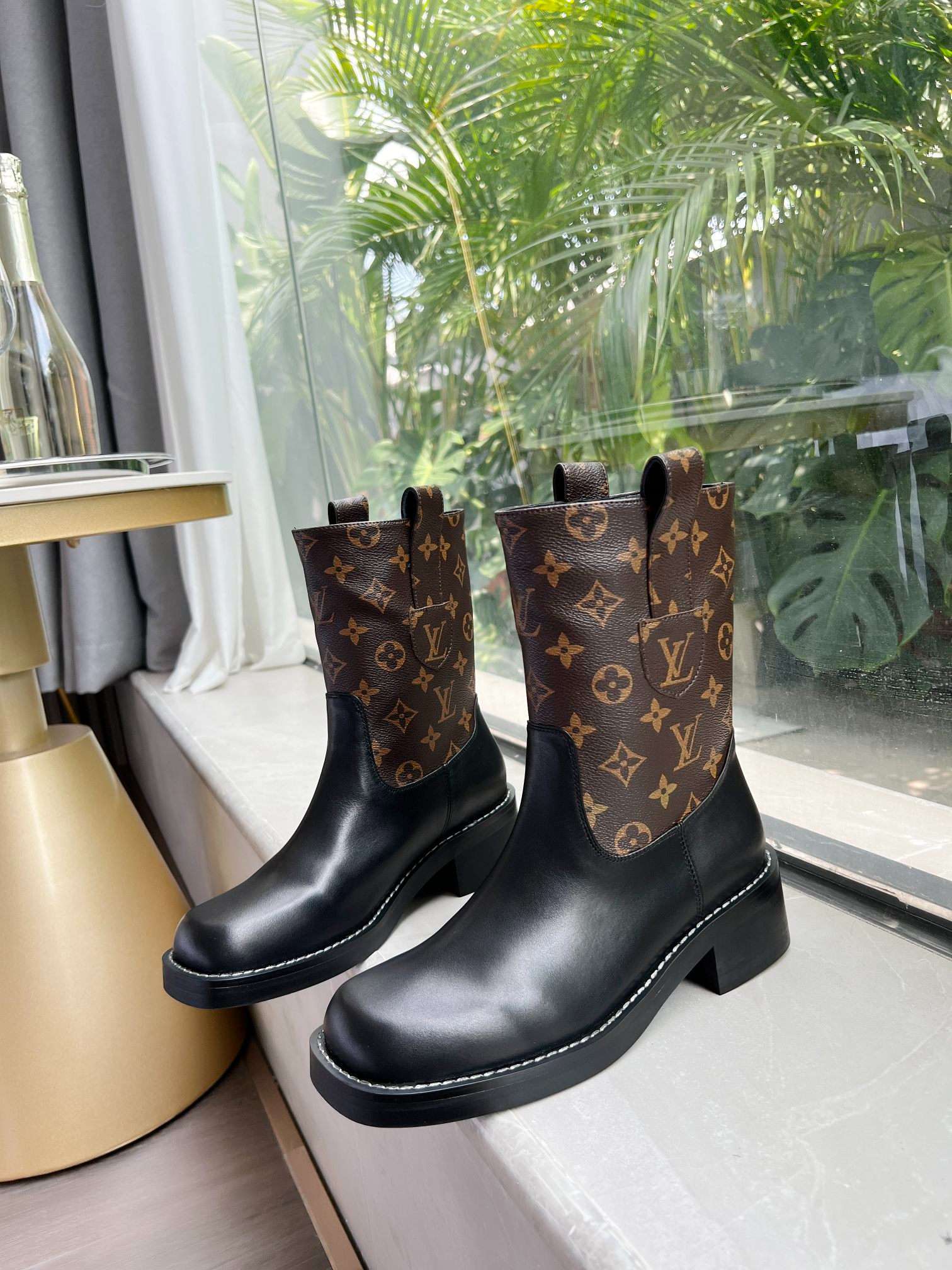 New Fashion LV Women Shoes L031 New Fashion LV Women Shoes L031