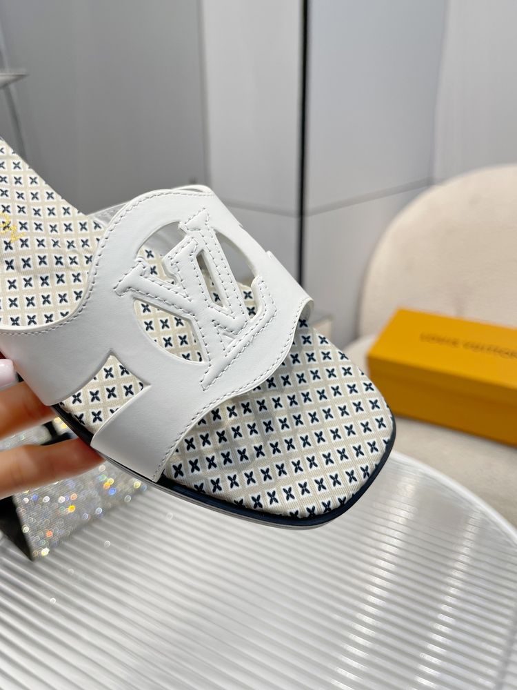 New Fashion LV Women Shoes L248