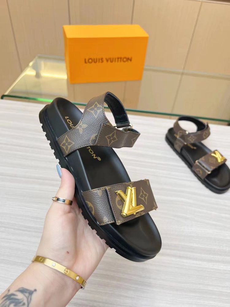 New Fashion LV Women Shoes L237