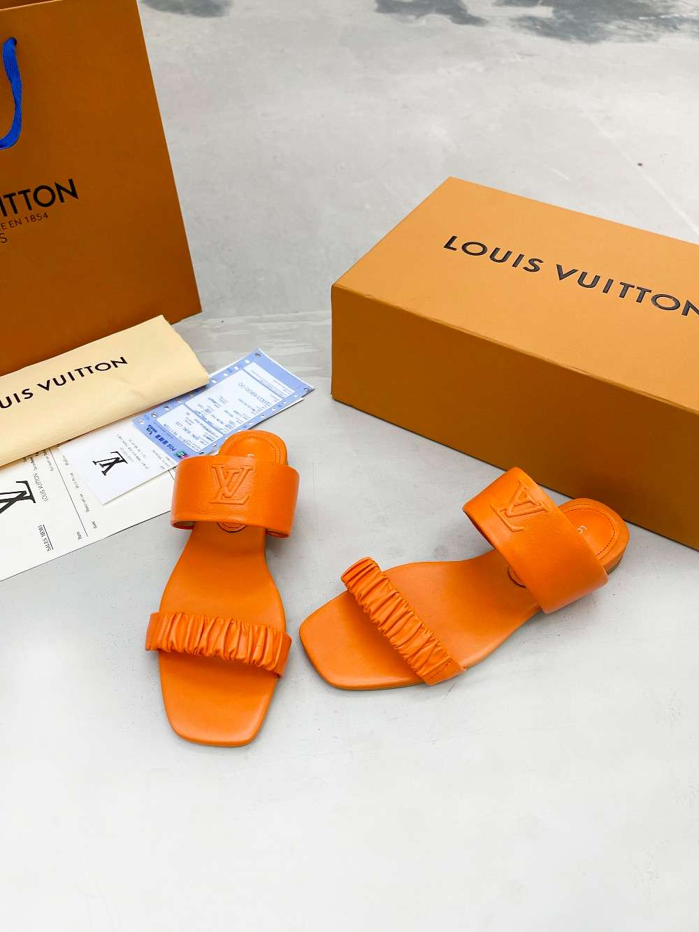 New Fashion LV Women Shoes L007 New Fashion LV Women Shoes L007