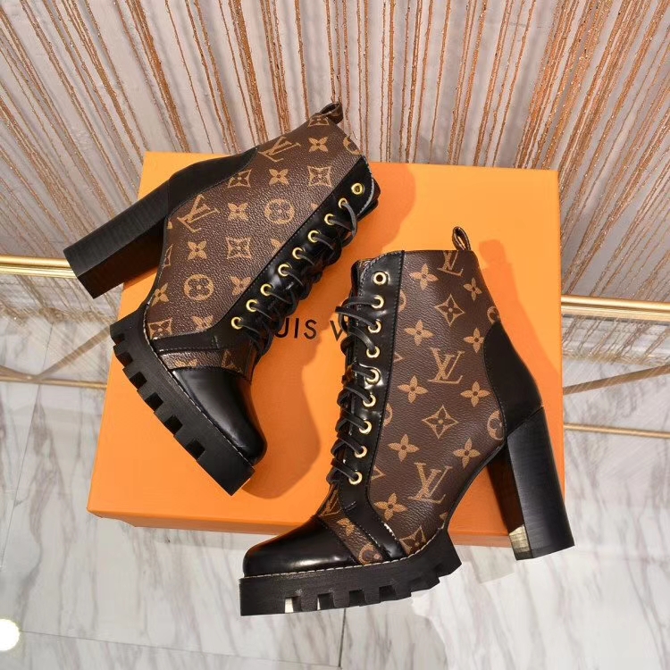 New Fashion LV Women Shoes L114