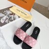New Fashion LV Women Shoes 172 PA
