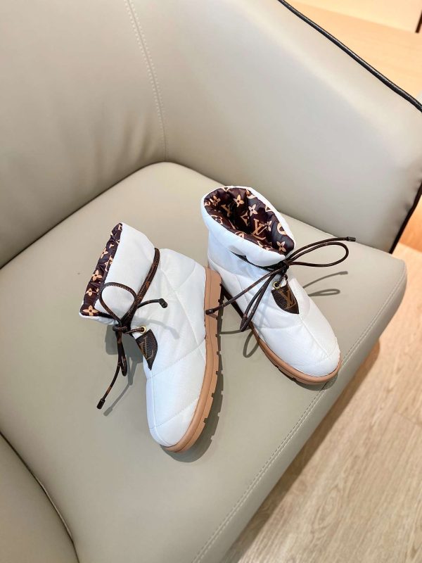 New Fashion Women LV Shoes 106 PA
