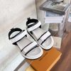 New Fashion LV Women Shoes L047