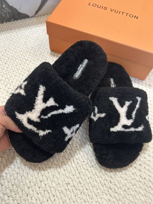 New Fashion LV Women Shoes L421 New Fashion LV Women Shoes L421