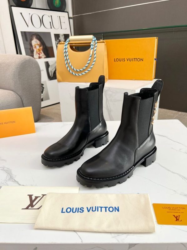 New Fashion LV Women Shoes 332 PA New Fashion LV Women Shoes 332 PA