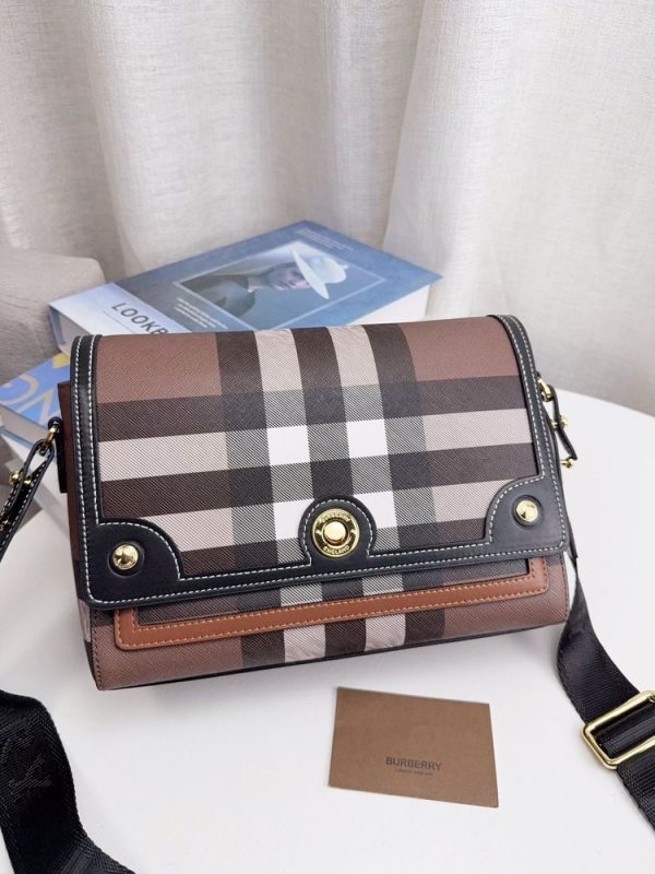 New Fashion Burberry Handbag B001 QA