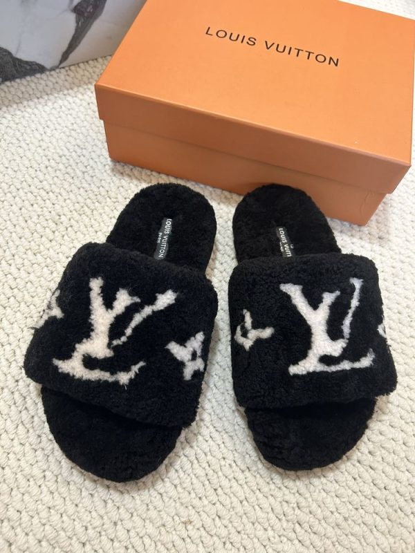 New Fashion LV Women Shoes L421 New Fashion LV Women Shoes L421