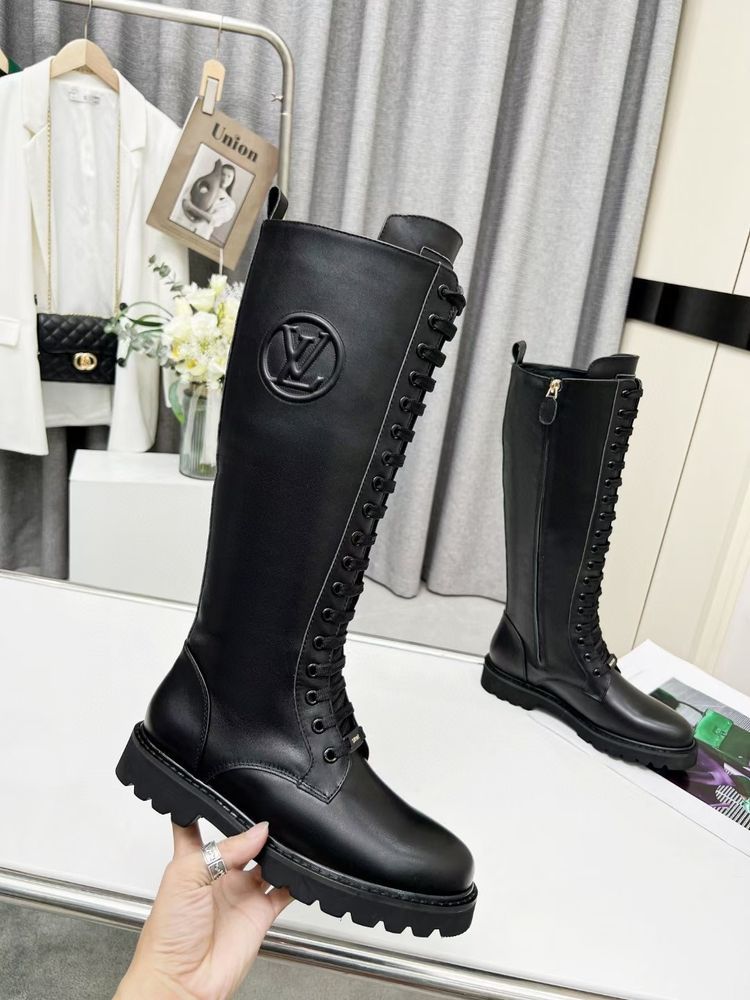 New Fashion LV Women Shoes L411