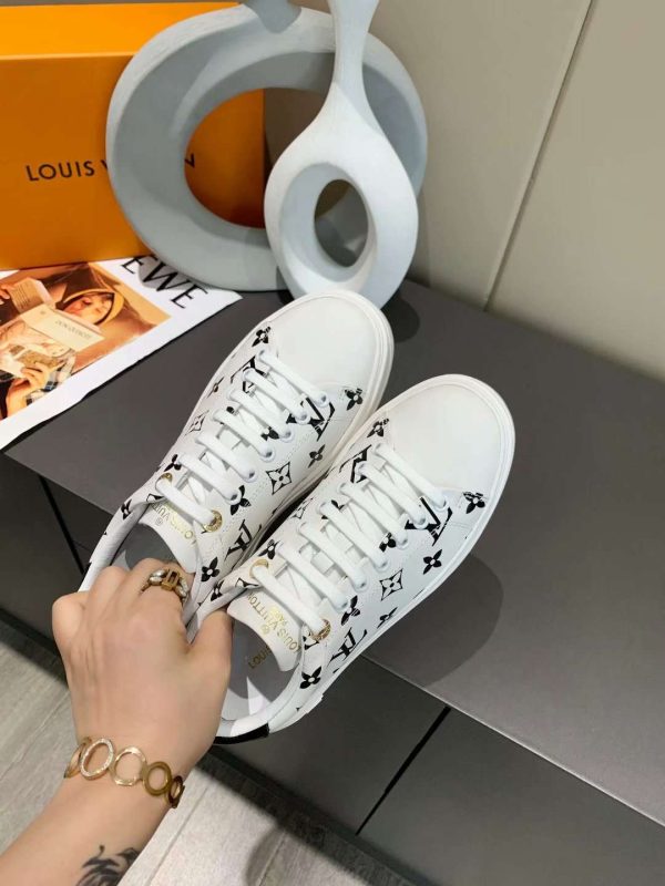 New Fashion Women LV Shoes 072 PA