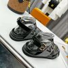New Fashion LV Women Shoes L050