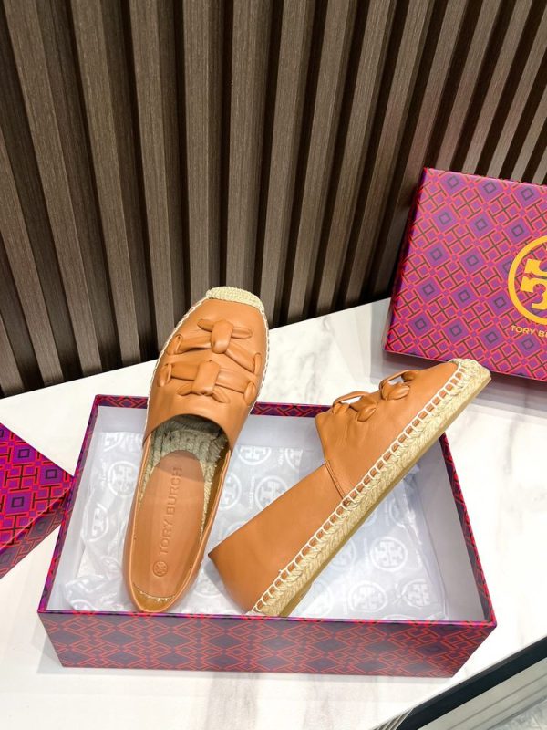 New Fashion LV Women Shoes 270 PA