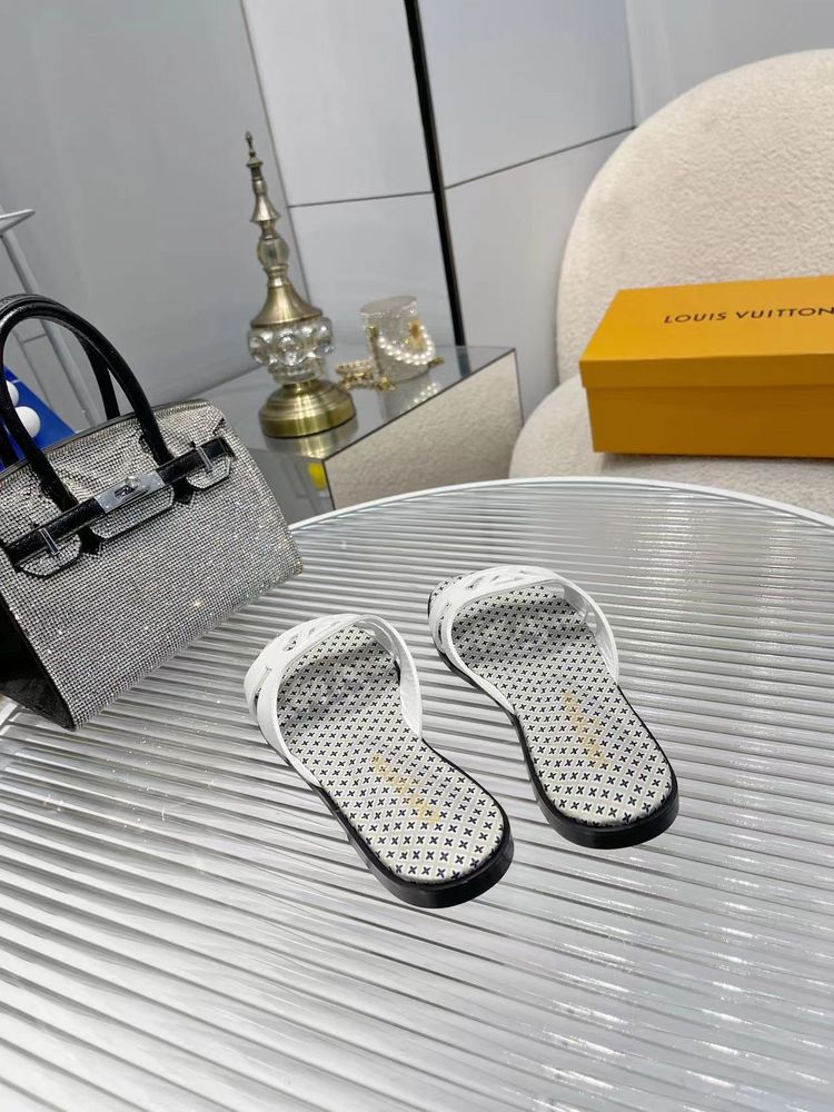 New Fashion LV Women Shoes L248