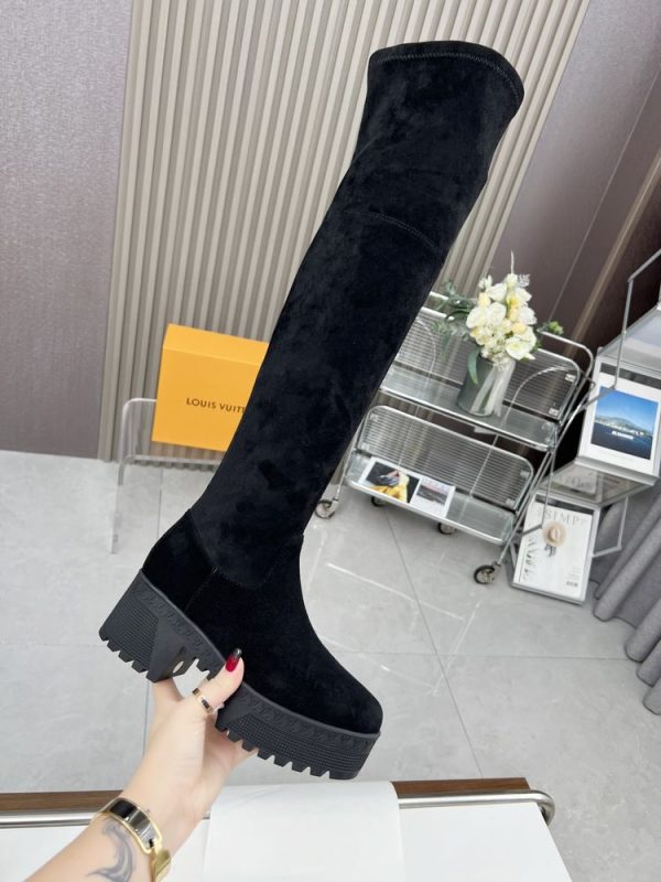 New Fashion LV Women Shoes L445 New Fashion LV Women Shoes L445