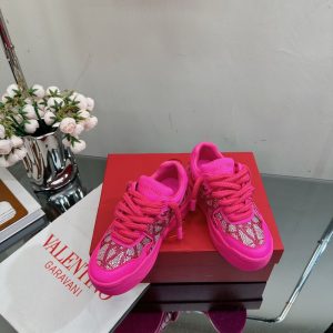 New Fashion LV Women Shoes 222 PA