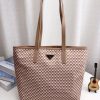 New Fashion Prada Handbag P002 QA