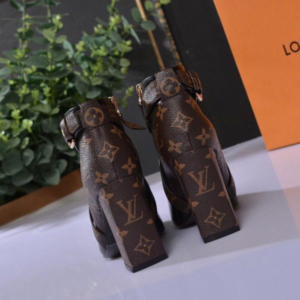 New Fashion LV Women Shoes 290 PA