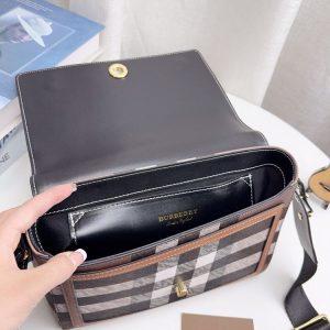 New Fashion Burberry Handbag B001 QA