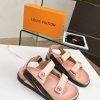New Fashion LV Women Shoes 169 PA