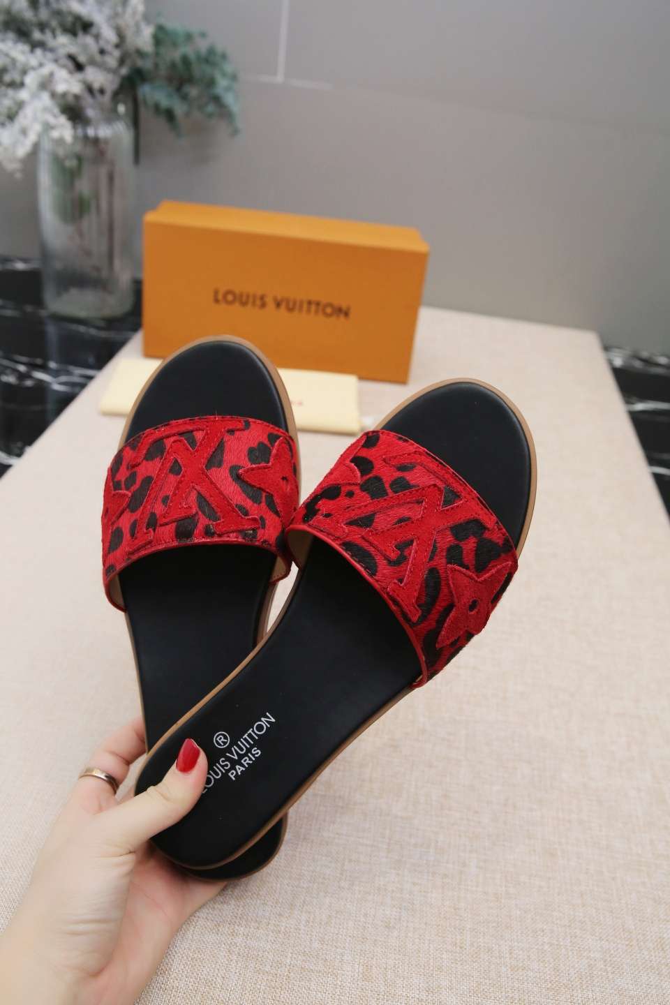 New Fashion LV Women Shoes L017 New Fashion LV Women Shoes L017