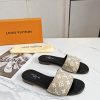 New Fashion LV Women Shoes 171 PA